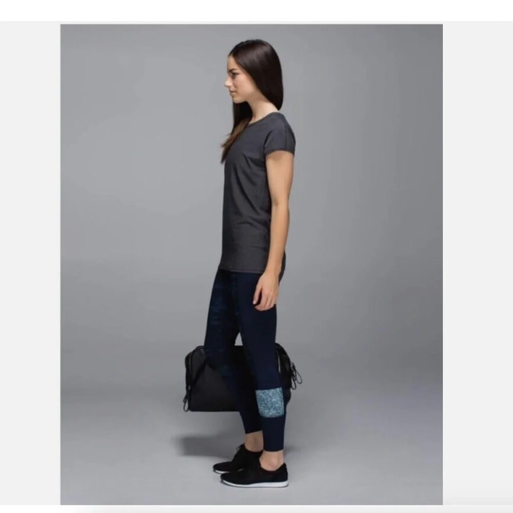 LULULEMON Wunder Under Pant Sashiko Inkwell Navy Blue Camo Size 6